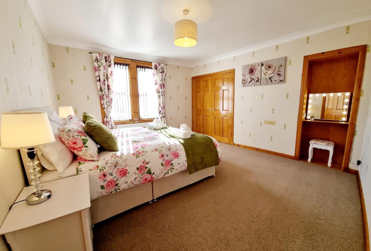 Inverness City 3 Bedroom House Free Parking Extérieur photo